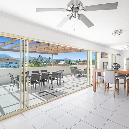 Belle Escapes Waterview Penthouse 404 The Edge Apartment Cairns Exterior photo